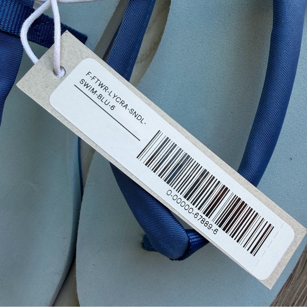 Everlane ReNew strappy blue flip-flop sandals - Picture 4 of 6